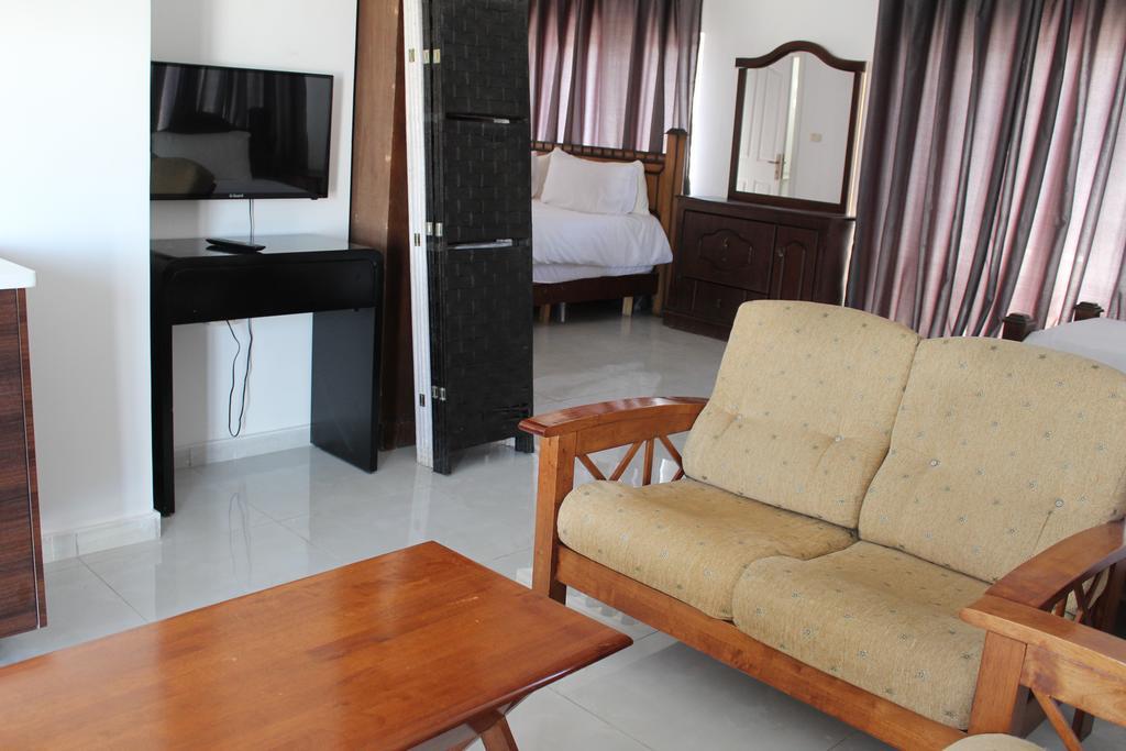 The Place Apartment *